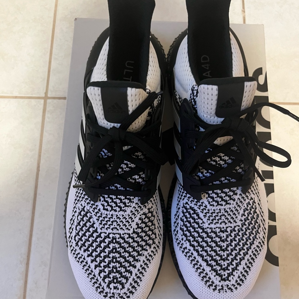 Adidas Ultra 4d cookies and cream 2.0 size 10 - Picture 3 of 5